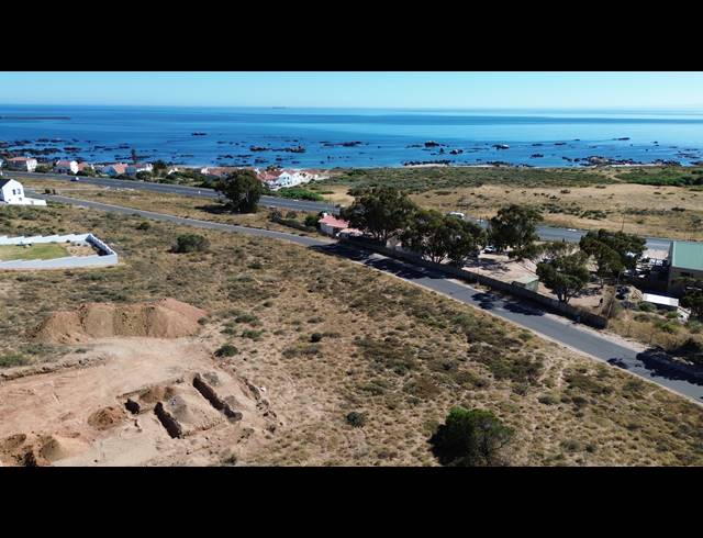 844M² VACANT LAND FOR SALE IN BRITANNICA HEIGHTS